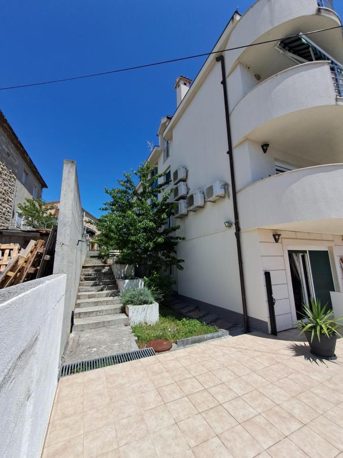 Apartman Emanuela Split Bagian luar foto